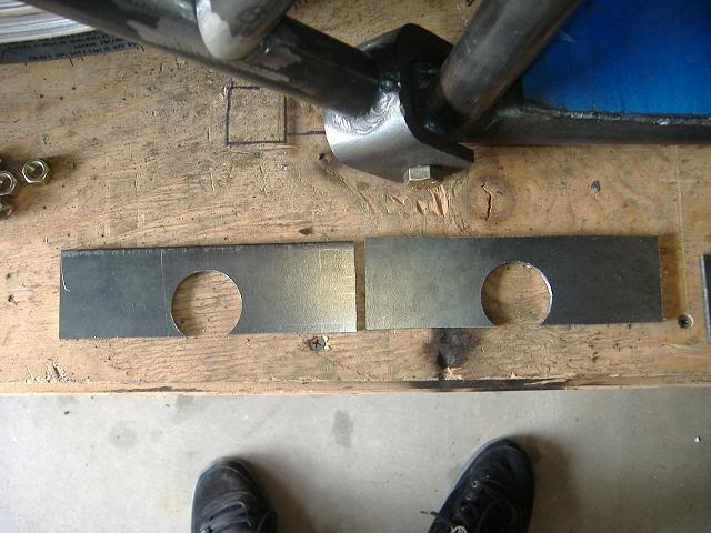 Name: cylindermounts002.jpg
Views: 23
Size: 49.0 KB