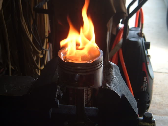 Name: flamingpistons.jpg
Views: 93
Size: 37.4 KB