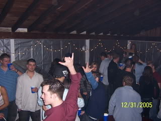 Name: party.jpg
Views: 28
Size: 19.8 KB