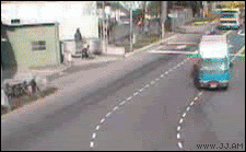 Name:  Scooter_vs_truck.gif
Views: 14
Size:  1.36 MB