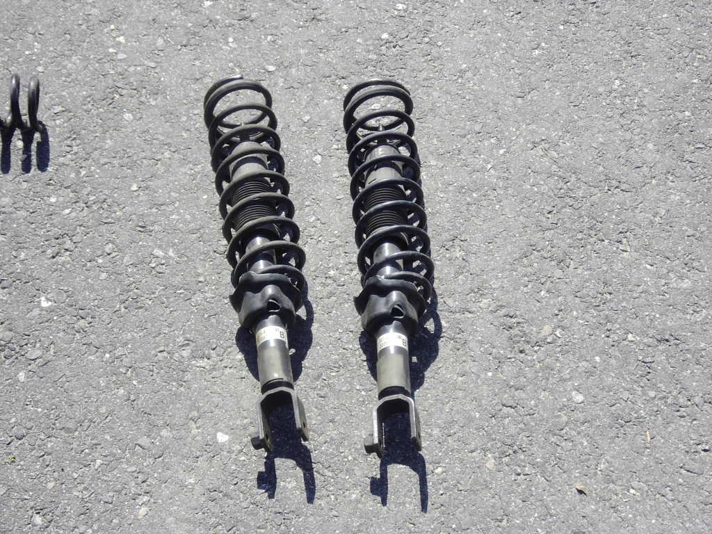 Name: rearstruts.jpg
Views: 25
Size: 140.4 KB