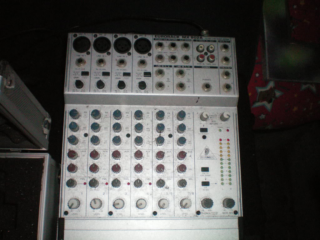 Name: mic003.jpg
Views: 72
Size: 122.2 KB