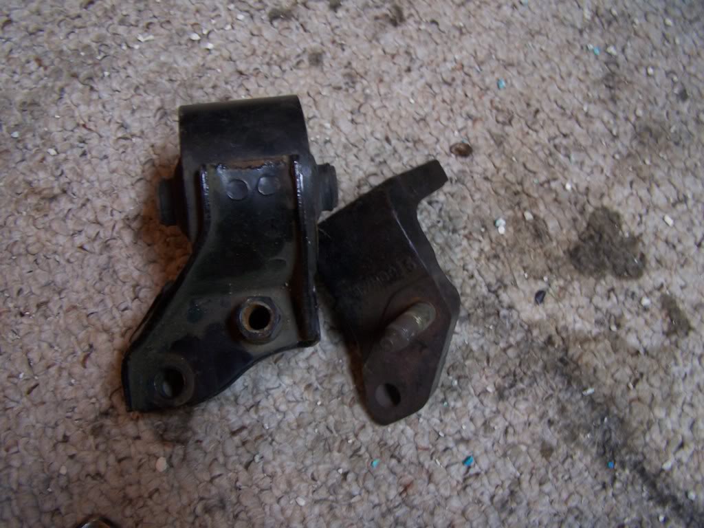 Name: A6mount003.jpg
Views: 99
Size: 112.5 KB